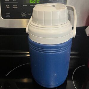 Coleman Cooler Model No. 5542 3.5 Quart